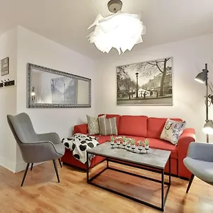 100 Meters To Metro - Montcalm Apartamento